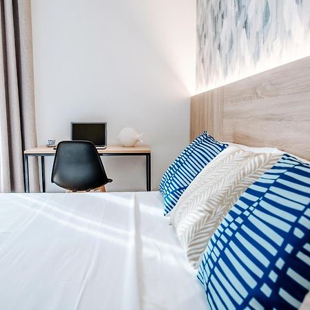 יורט דה מאר Sweet Lloret Suites מראה חיצוני תמונה