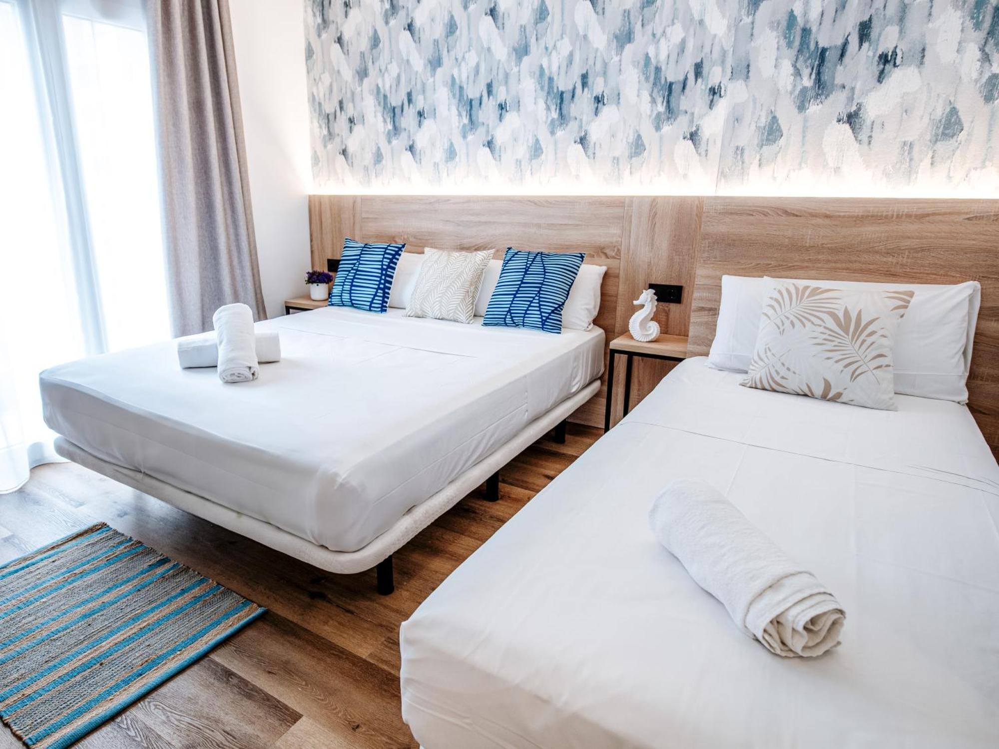 יורט דה מאר Sweet Lloret Suites מראה חיצוני תמונה