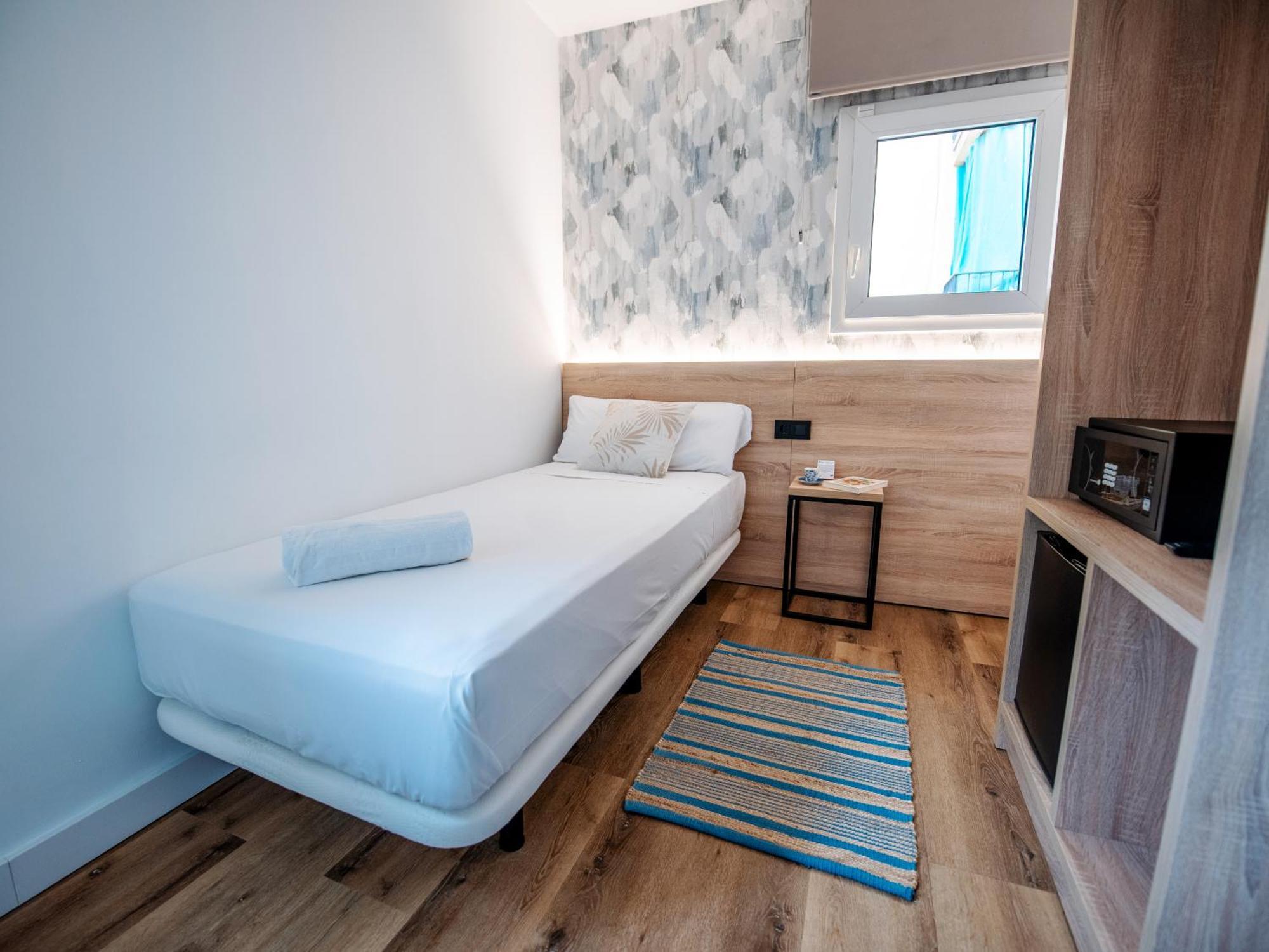 יורט דה מאר Sweet Lloret Suites מראה חיצוני תמונה